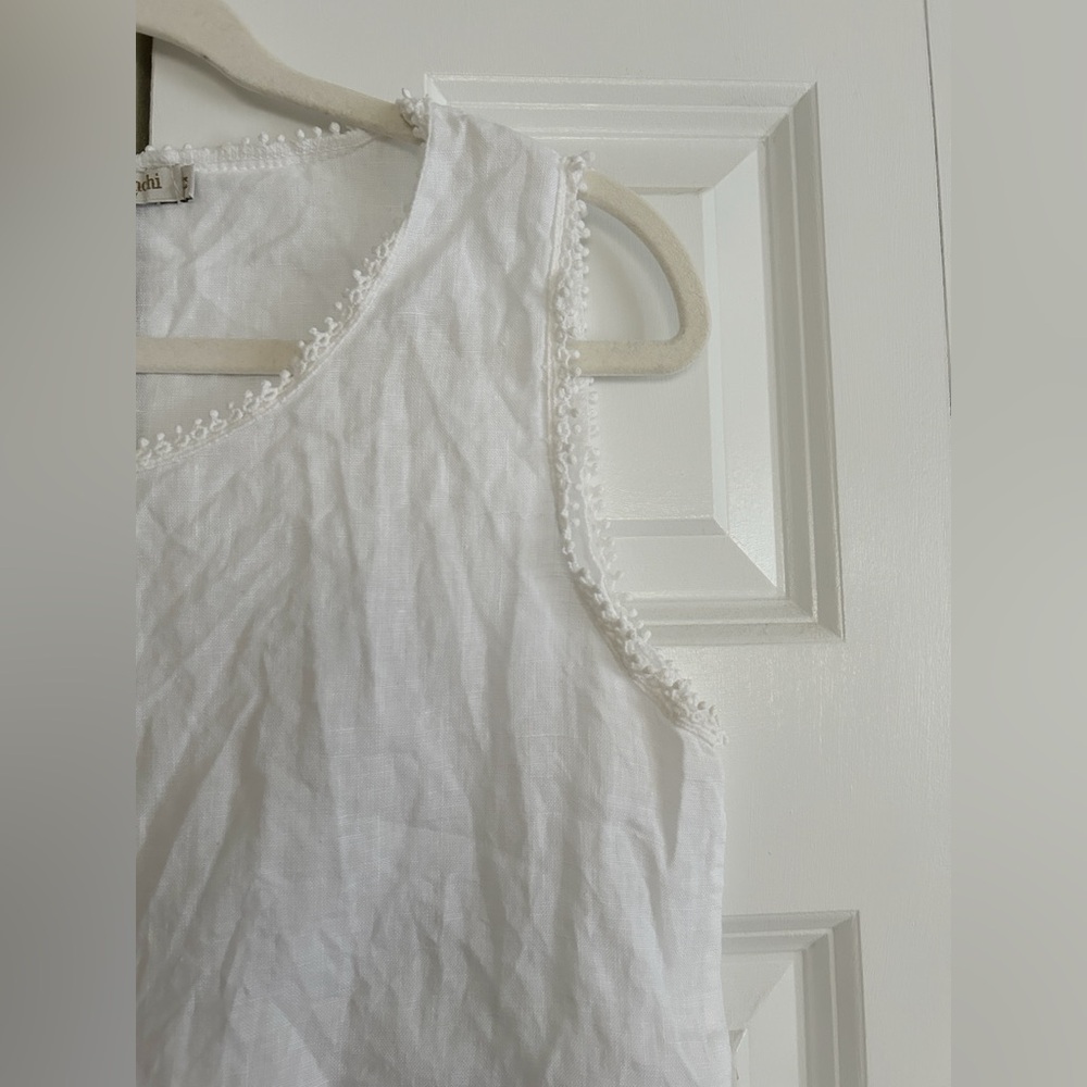 Linen Tank - Picture 2 of 3